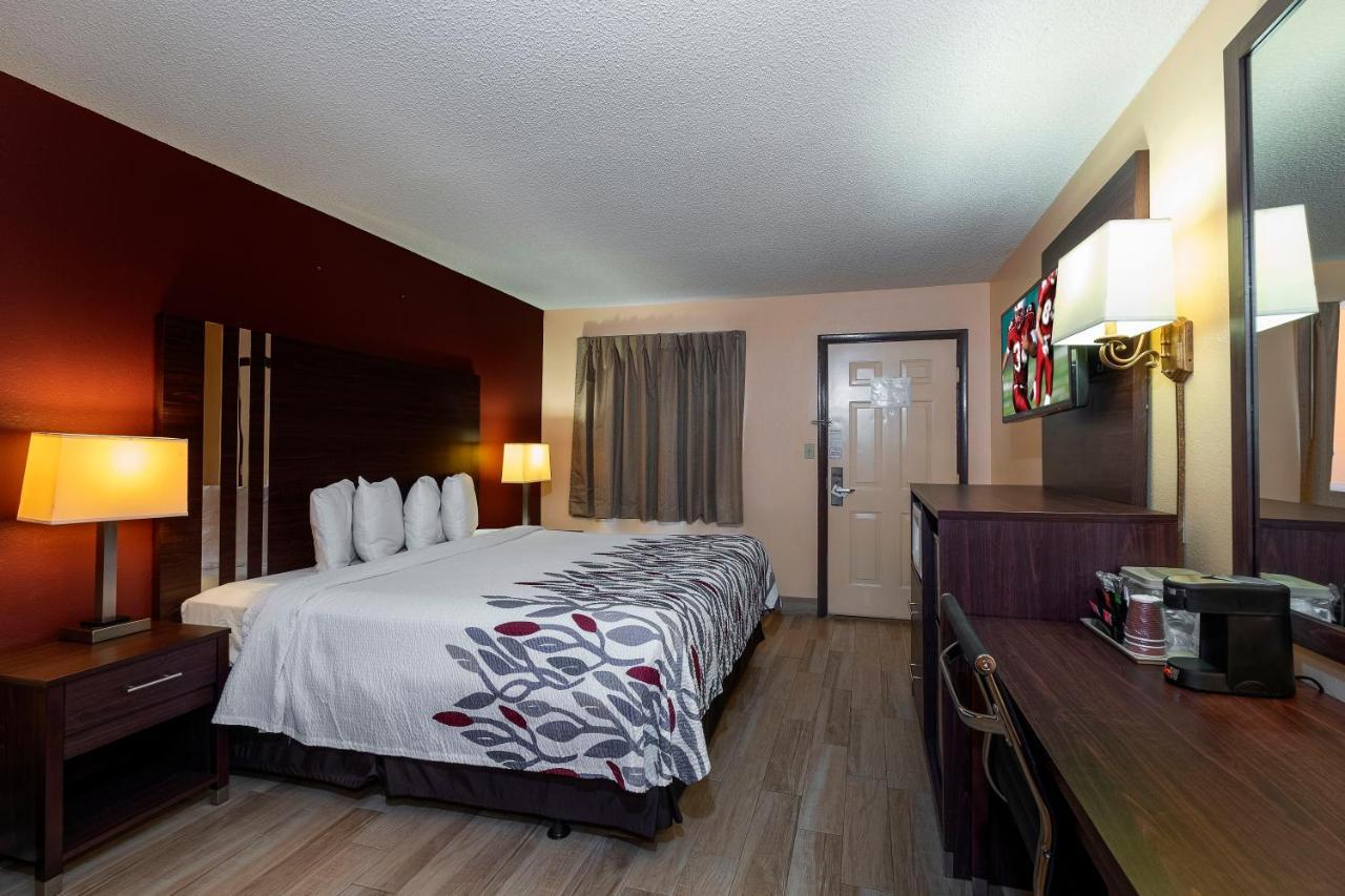 Red Roof Inn Valdosta - University מראה חיצוני תמונה