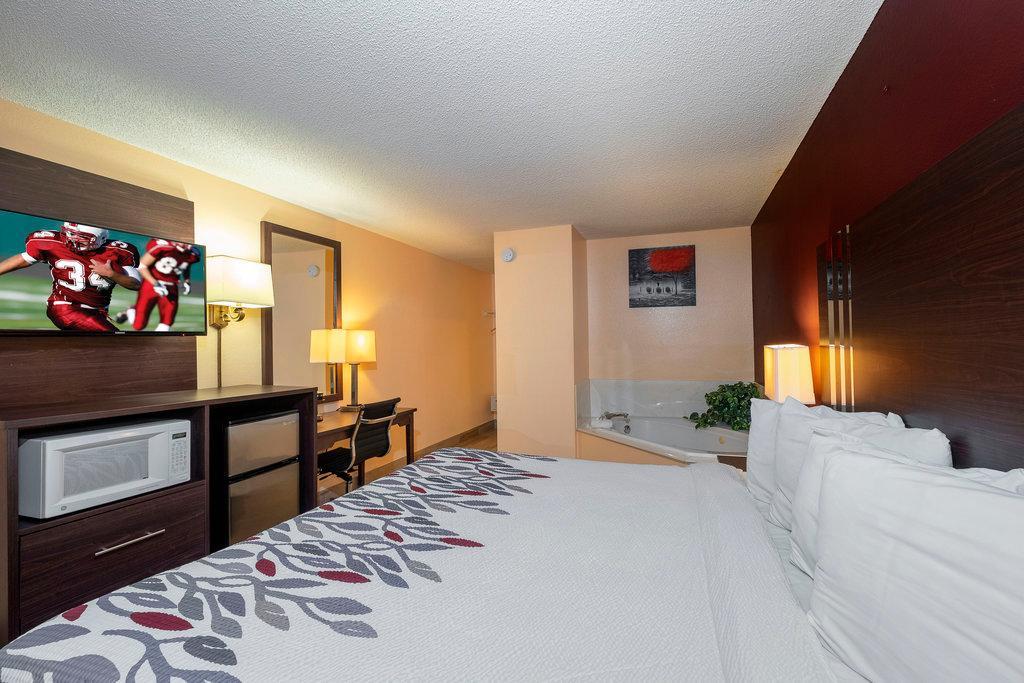 Red Roof Inn Valdosta - University מראה חיצוני תמונה
