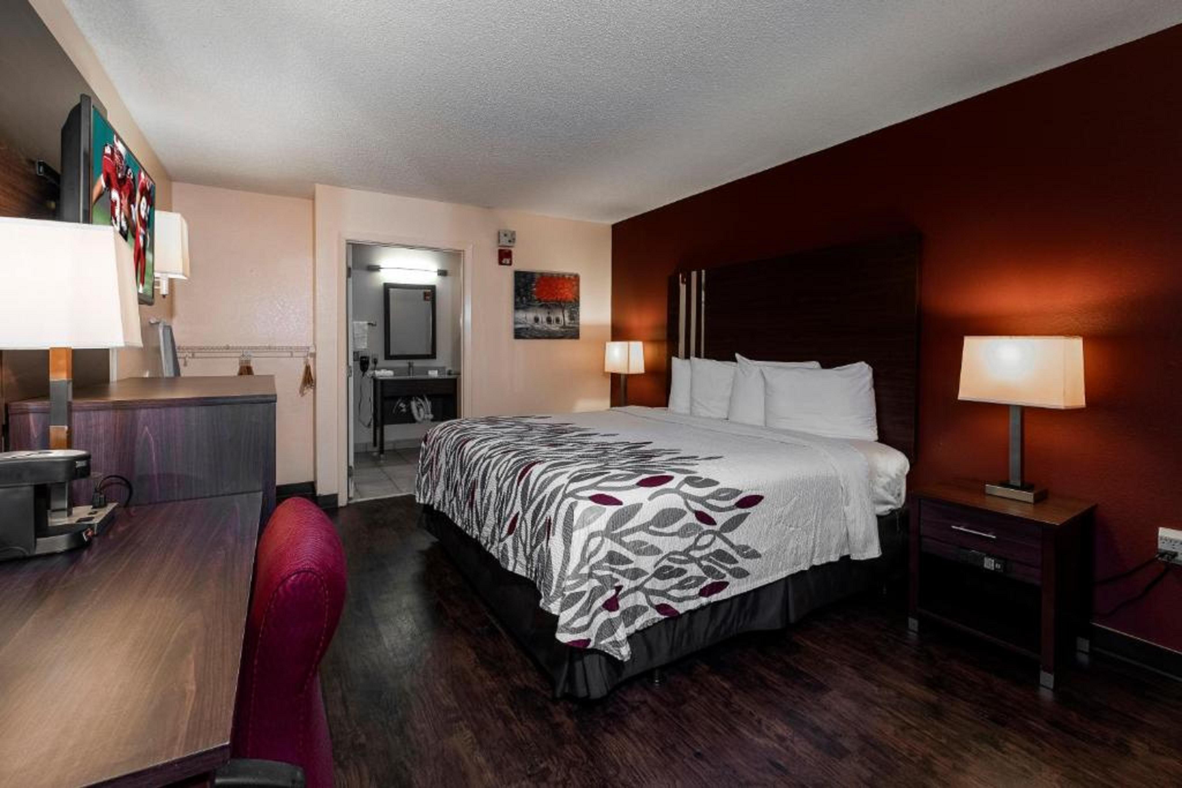 Red Roof Inn Valdosta - University מראה חיצוני תמונה