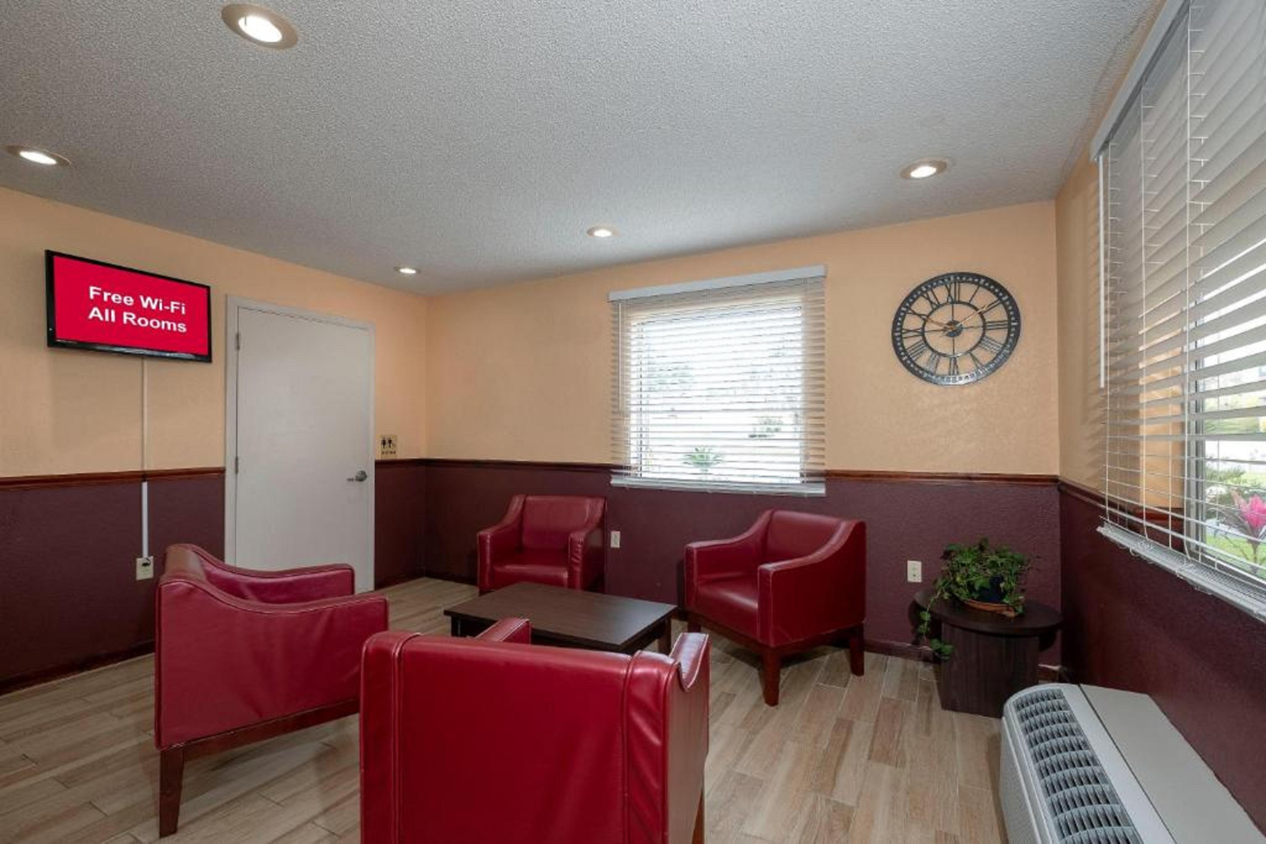 Red Roof Inn Valdosta - University מראה חיצוני תמונה