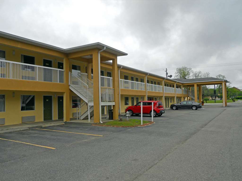 Red Roof Inn Valdosta - University מראה חיצוני תמונה